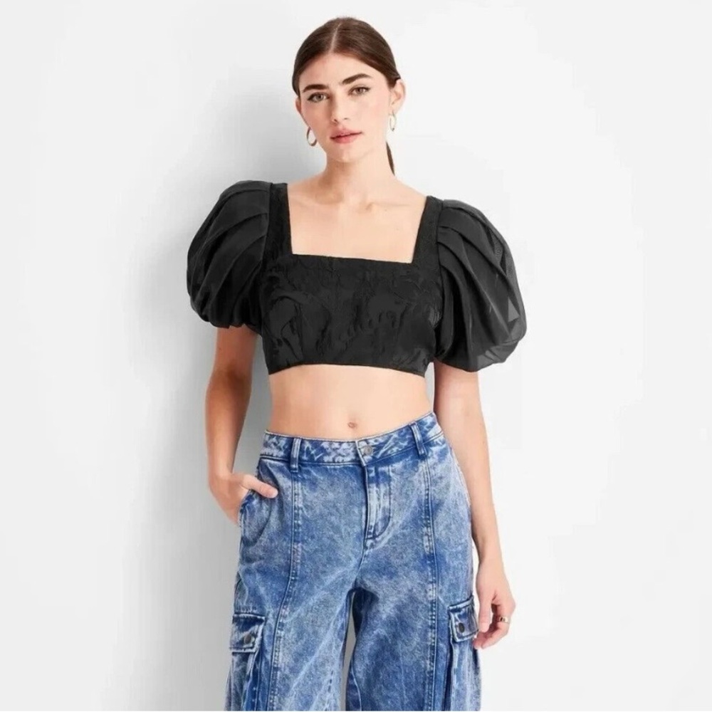 Black Square-Neck Puff-Sleeve Organza Crop Top